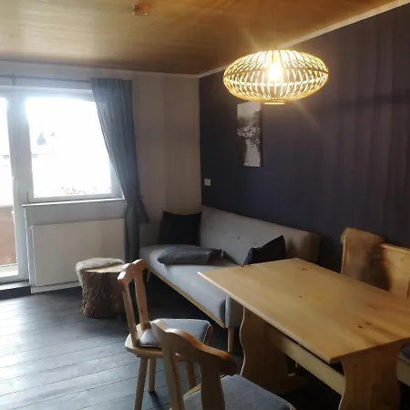 Haus Almrausch Апартаменты