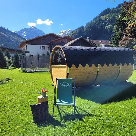 Апартаменты Haus Almrausch *