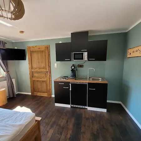 Haus Almrausch Бихльбах